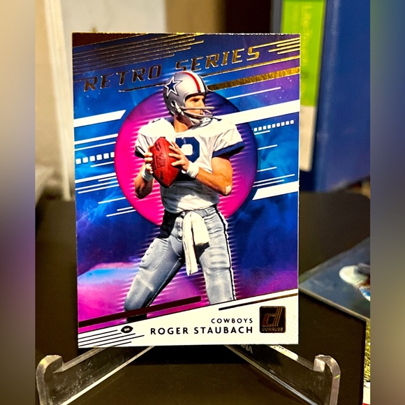 Roger Staubach - Picture 1 of 2